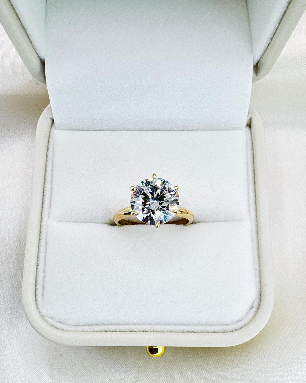 3.89 Carat IGI Round Lab Diamond Solitaire Ring | 14K Gold Engagement Ring