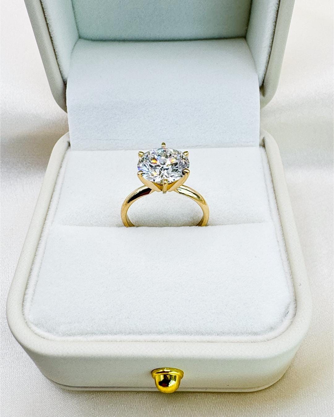 3.89 Carat IGI Round Lab Diamond Solitaire Ring | 14K Gold Engagement Ring