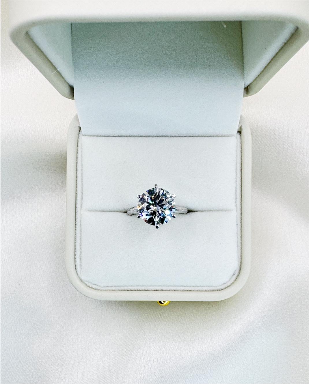 4.93 Carat IGI Certified Round Lab Diamond Solitaire Ring | 14K White Gold Engagement Ring